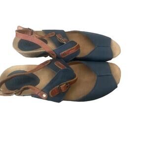 Sergio Tacchini Women's Size EUR 40 US 9 Blue Leather Sling Back Sandals